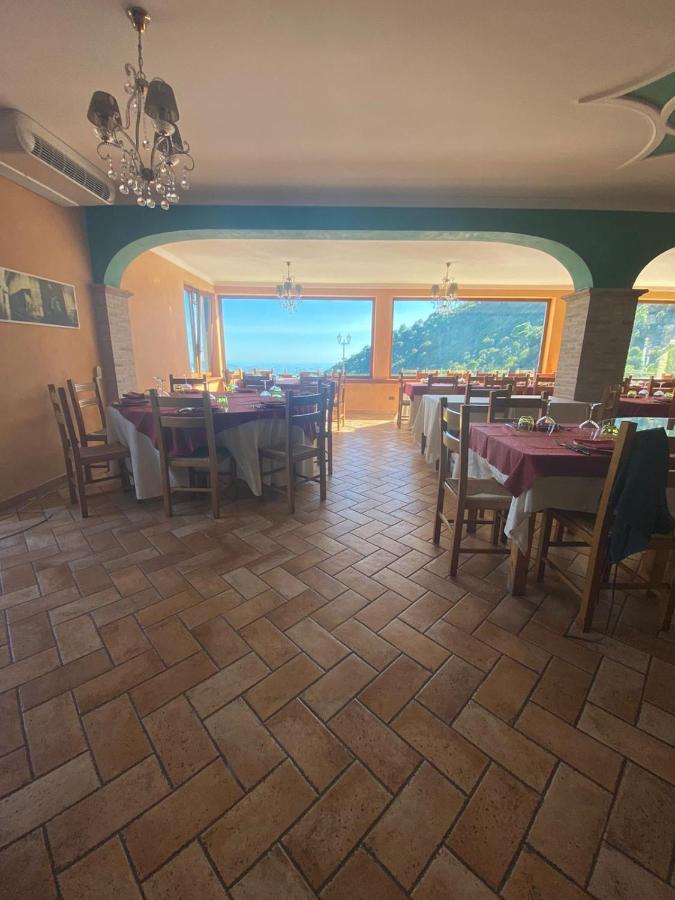 Agriturismo Collecammino Villa Lenola ภายนอก รูปภาพ