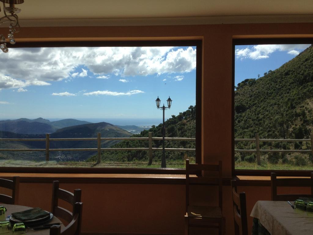 Agriturismo Collecammino Villa Lenola ภายนอก รูปภาพ